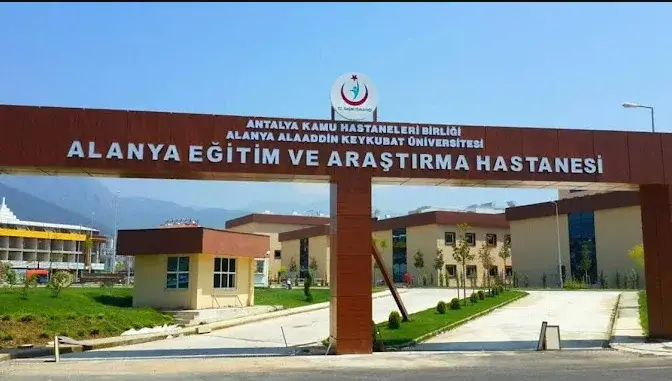 Alanya’da inşaattan düşen işçi yaşamını yitirdi