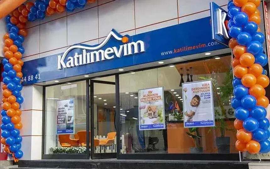 Alanya'da şubesi olan Pusula Portföy Başkanı Yarız hakkında yurt dışı iddiası: İstanbul’a döneceğini açıkladı