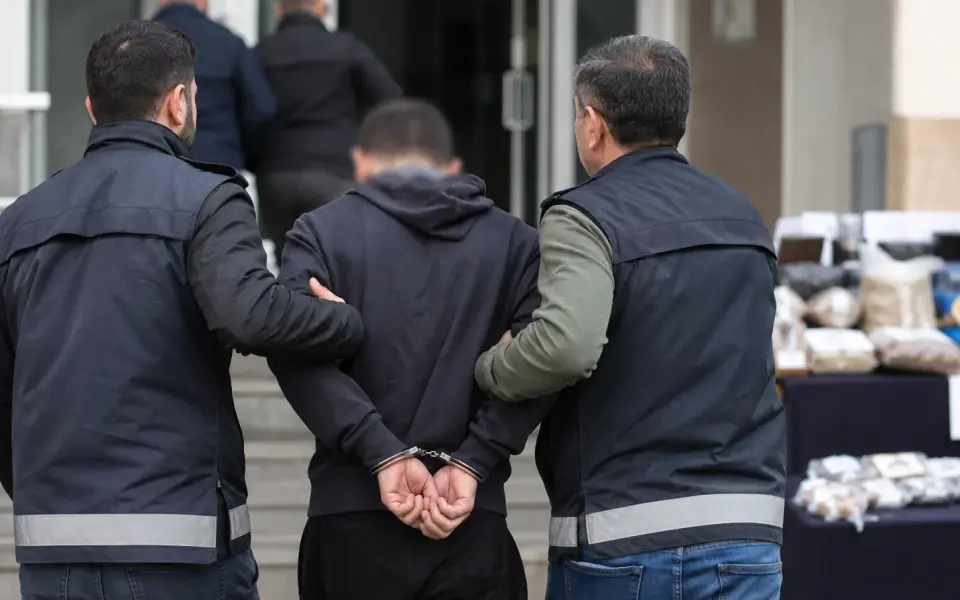 Gazipaşa’da uyuşturucu operasyonu: 146 kök kenevir ele geçirildi