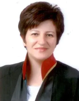 Alanya’nın eski avukatlarından Zeliha Karçınlar hayatını kaybetti