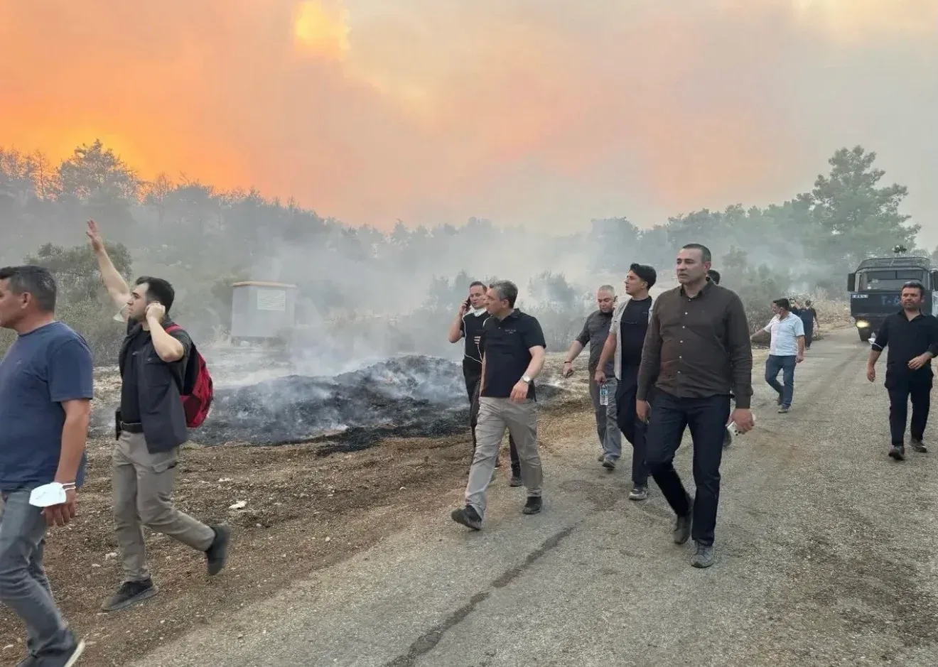 AFAD açıkladı: Aksu ve Kepez’deki yangın kontrol altına alındı