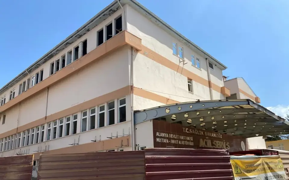 Alanya’daki eski devlet hastanesi alanı için sağlık kompleksi planı