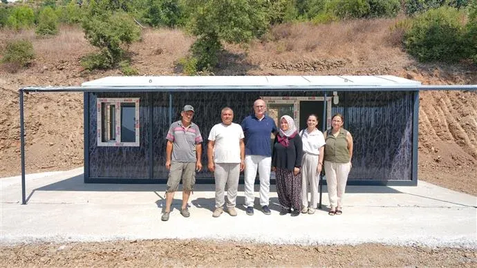 Alanya’da ihtiyaç sahibi vatandaşa konteyner ev desteği