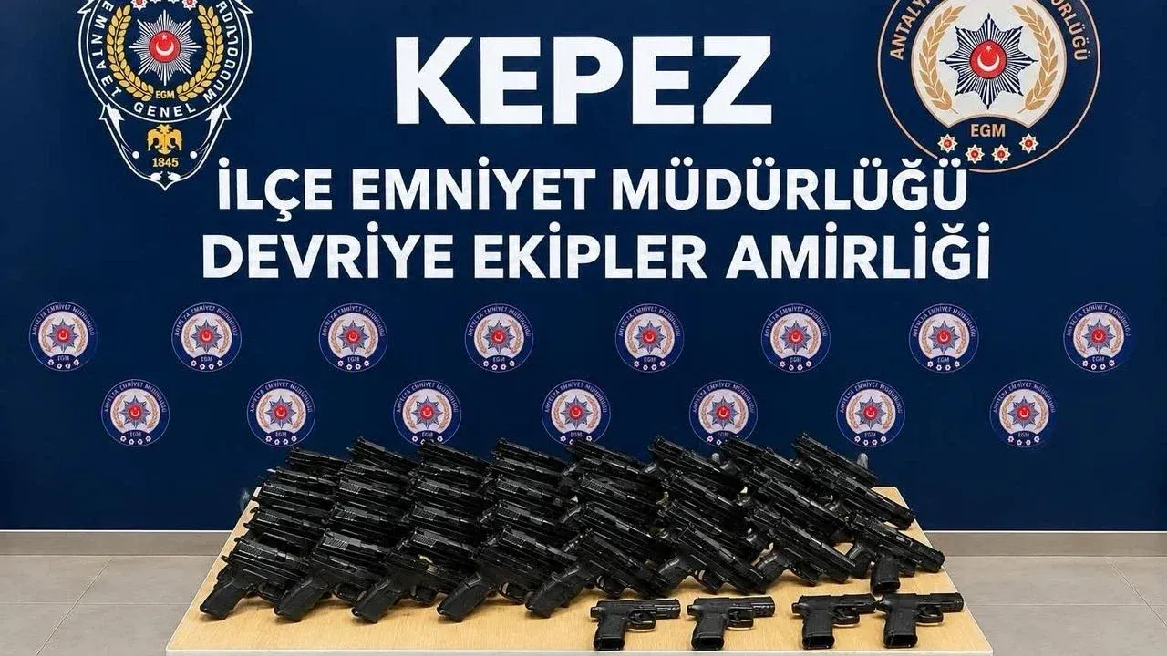 Kepez’de silah kaçakçılarına darbe!