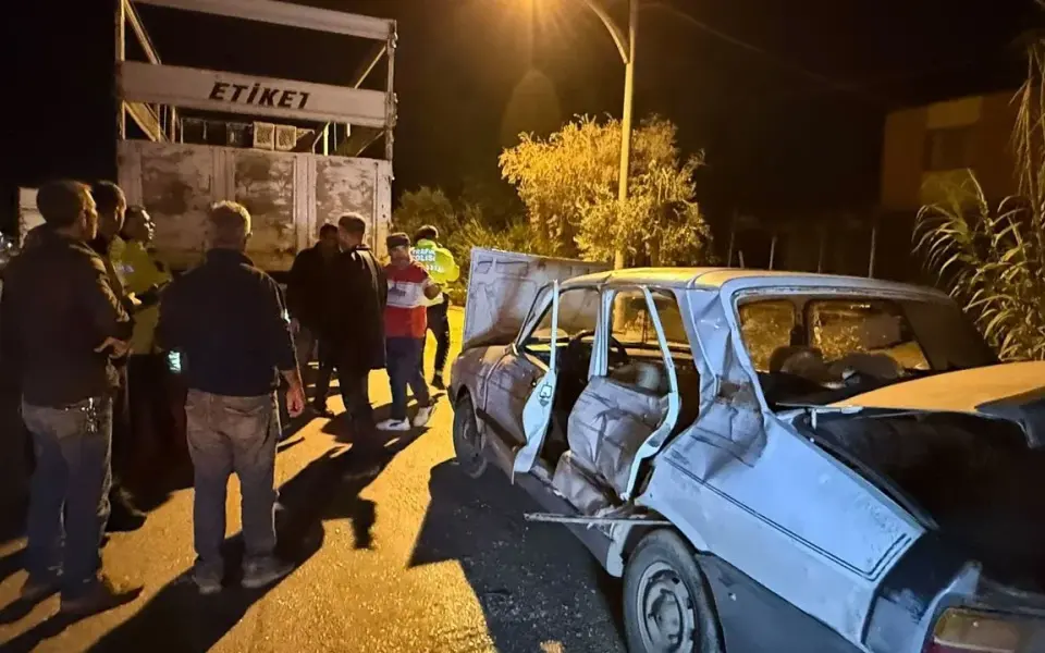 Serik'te feci kaza: 3 yaralı
