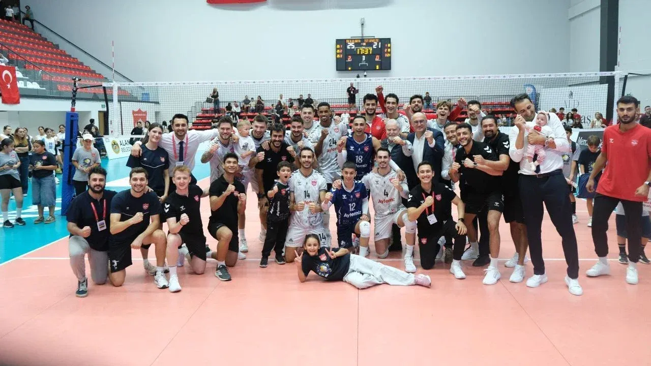 Alanya Belediyespor, İstanbul Gençlik Spor'u 3-0 yenerek 6 puana ulaştı
