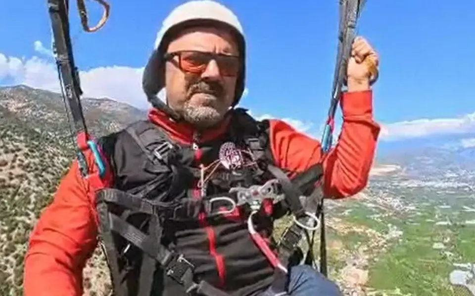 Doğal rampada ilk yamaç paraşütü uçuşu — Antalya Ekspres