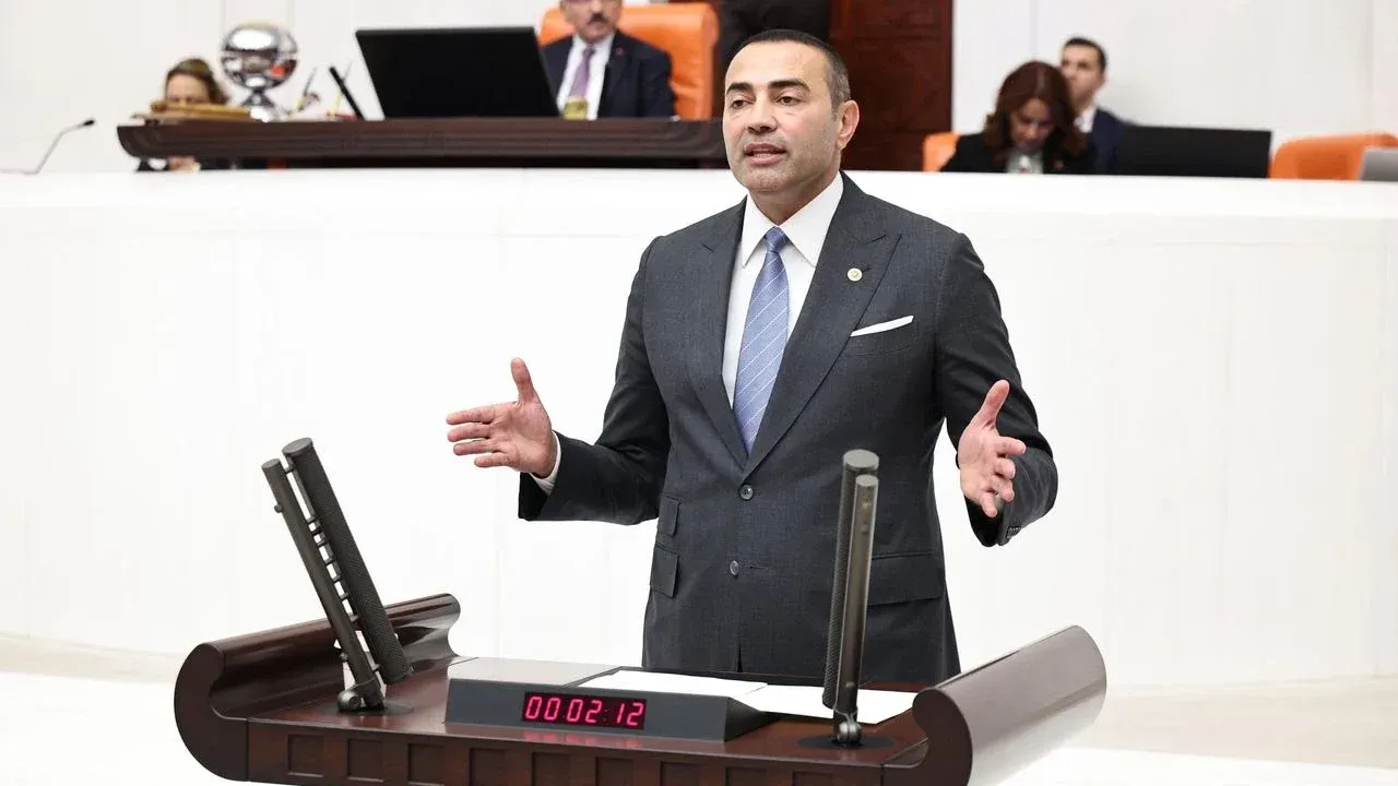 Gazipaşa-Ankara uçuşlarının iptaline Meclis'ten sert tepki: “Yazık günah bu insanlara!” — Yeni Alanya Gazetesi