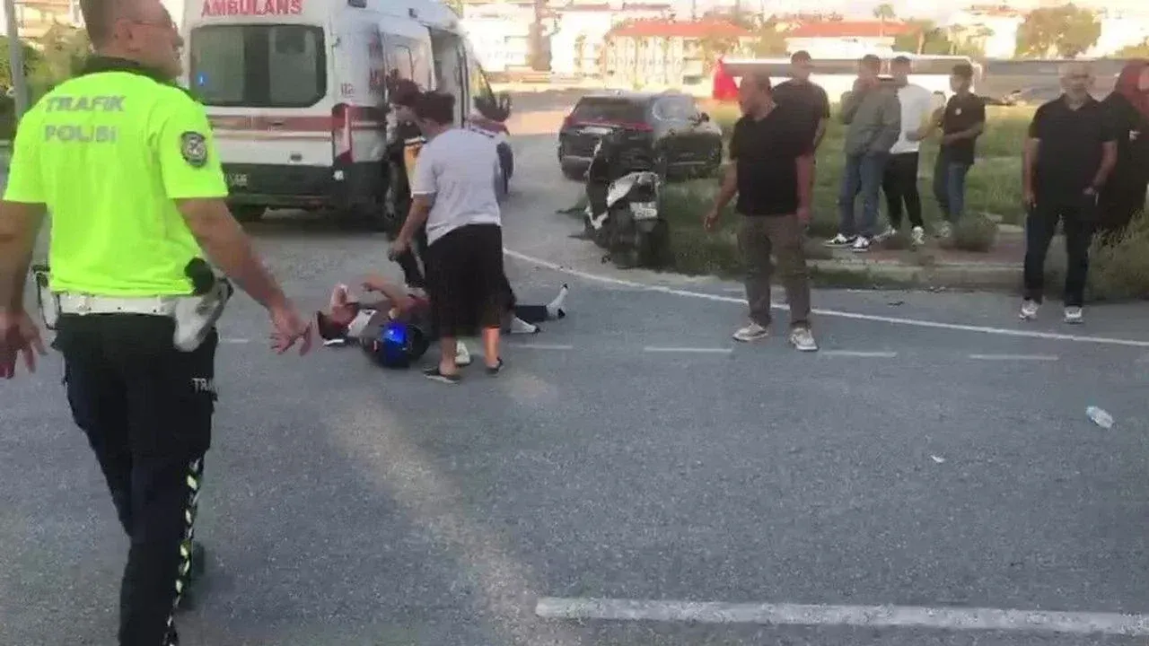 Manavgat'ta kaza: 3 yaralı — Antalya Ekspres