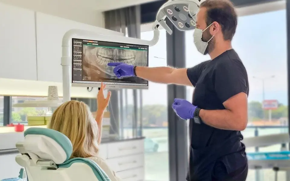 Antalya sağlık turizminde öne çıkıyor: Diş kliniklerinde yabancı hasta oranı yüzde 90’a ulaştı